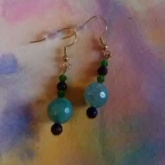 earrings - Picture 3 of 8